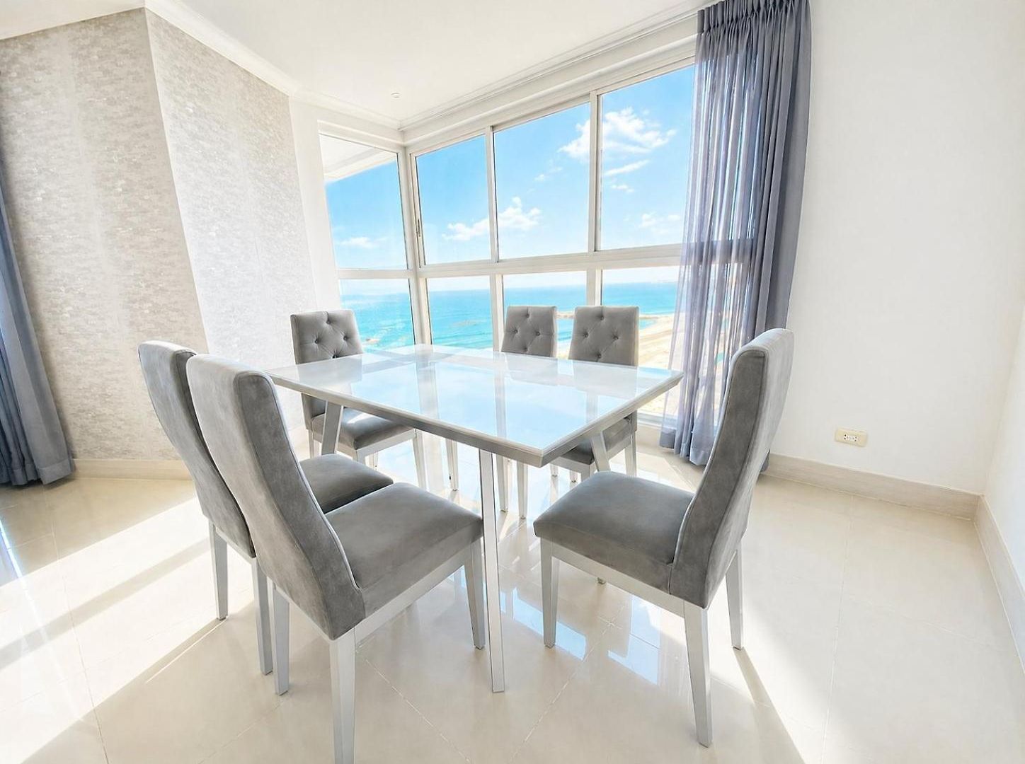Apartamento Exclusivos Con Vista Al Mar En *