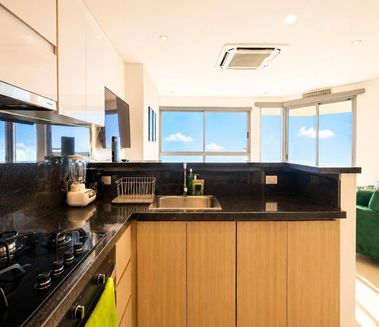 Exclusivos Con Vista Al Mar En Apartamento